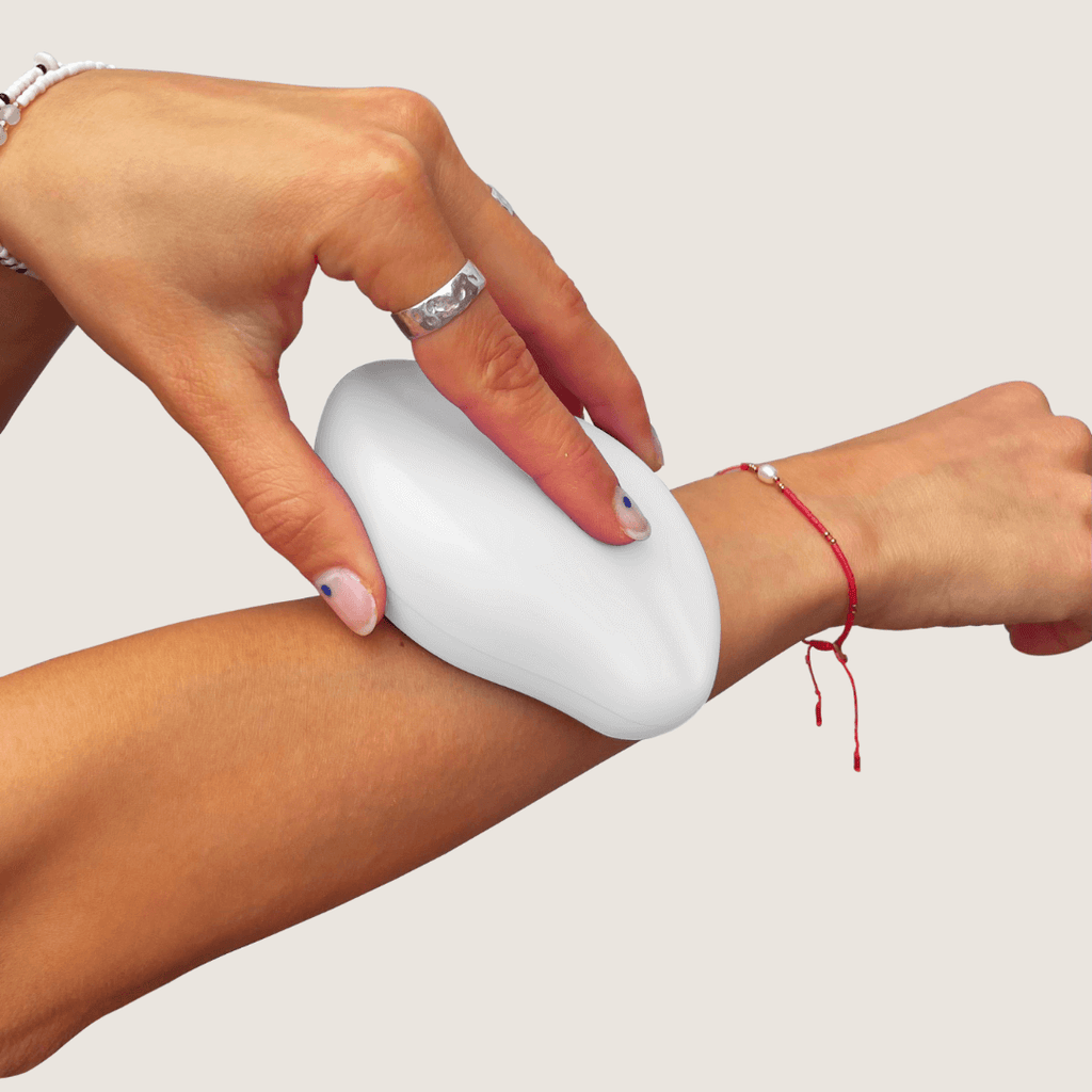 GET SMOOTH PAINLESS! - CRYSTAL HAIR ERASER